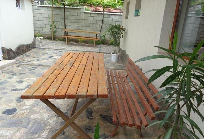 פנסיון Guest Rooms Rusalka