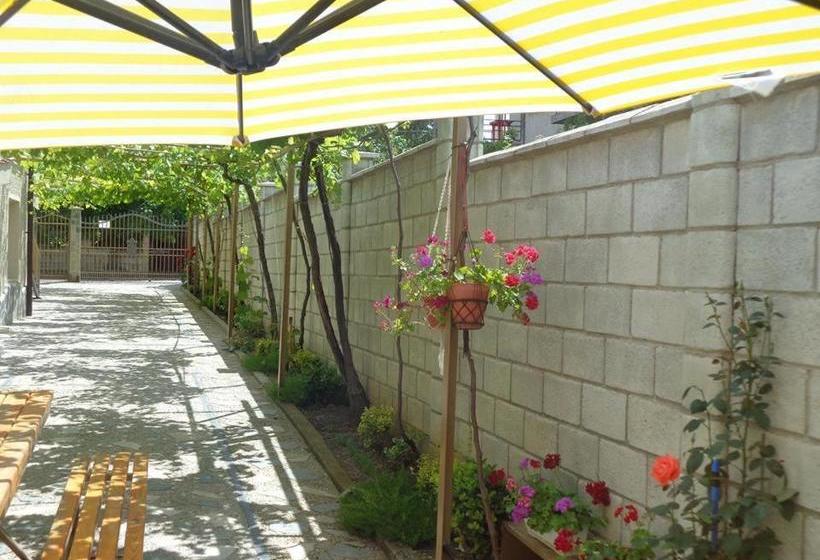 פנסיון Guest Rooms Rusalka