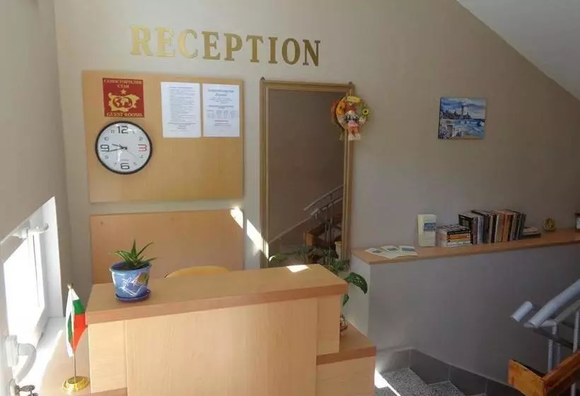 ペンション Guest Rooms Rusalka