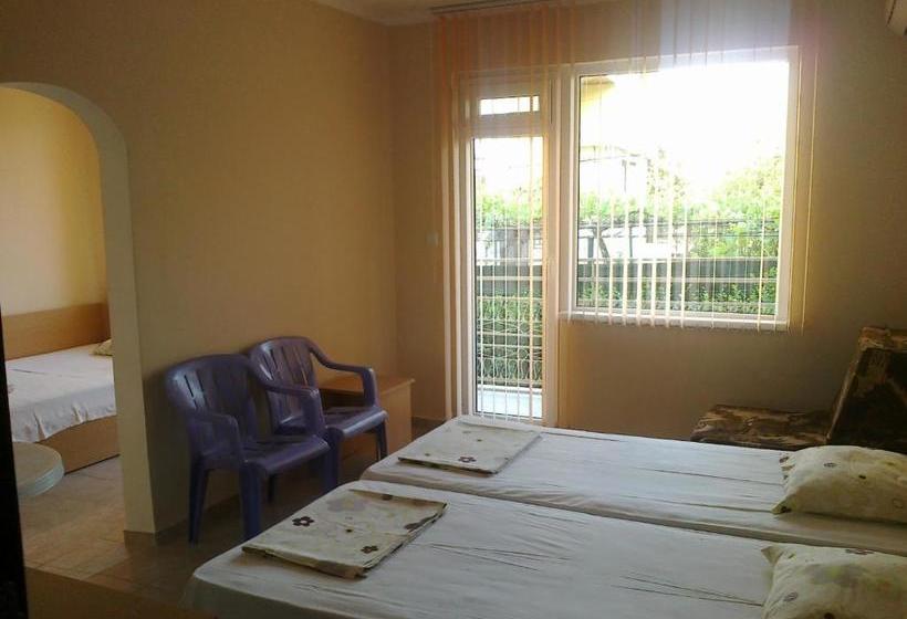 פנסיון Guest Rooms Rusalka