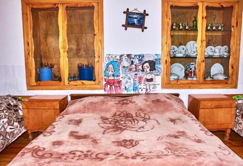 پانسیون Guest House Svetlana