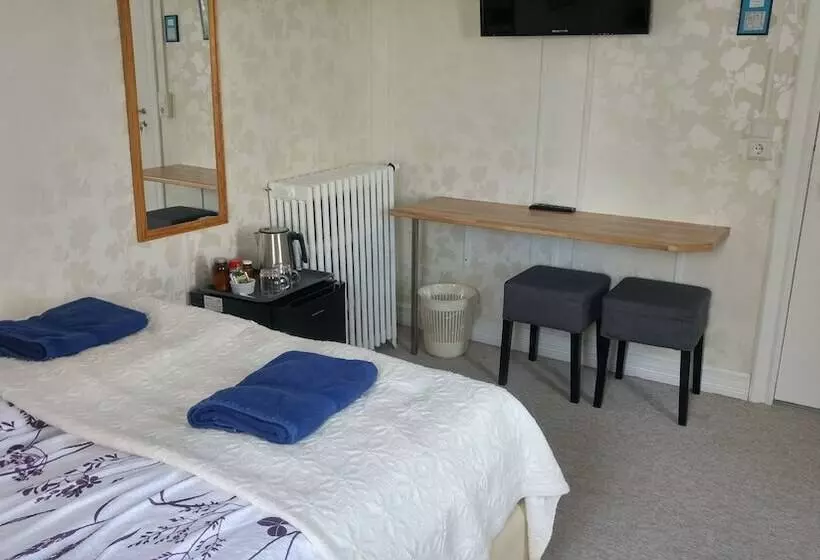 پانسیون Guesthouse Sólgarðar