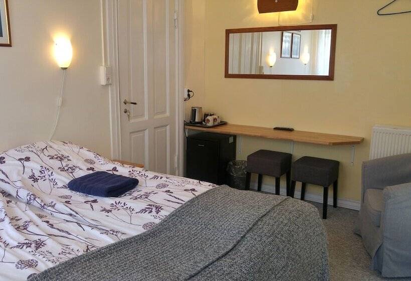 پانسیون Guesthouse Sólgarðar