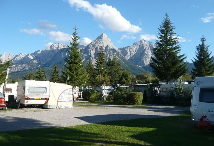 פנסיון Happy Camp Hofherr