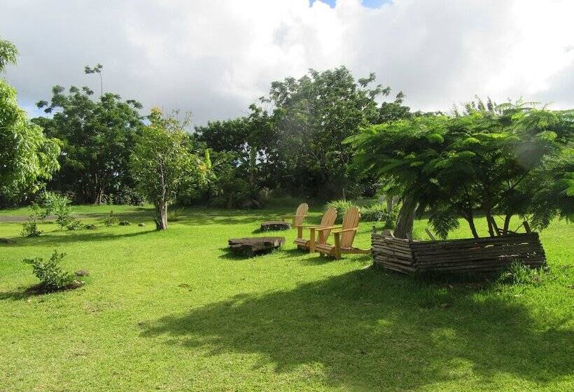 פנסיון Hostal Pukao