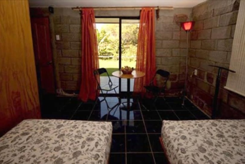 פנסיון Hostal Pukao