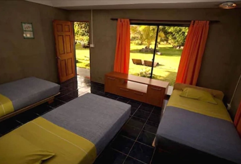 פנסיון Hostal Pukao