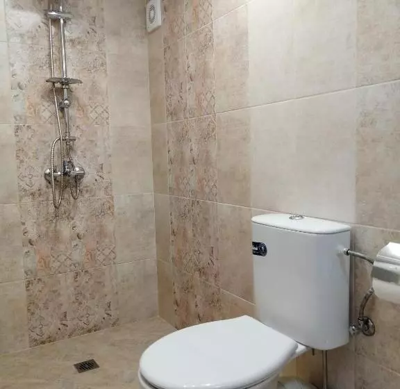 پانسیون Ianakiev Guest House