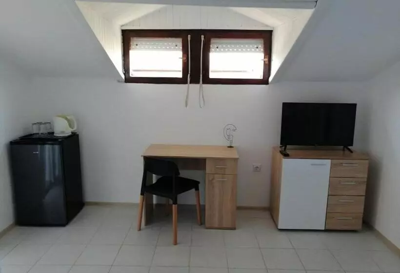 پانسیون Ianakiev Guest House