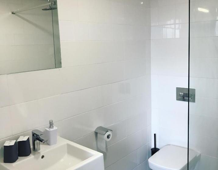 פנסיון Penzion Dmz