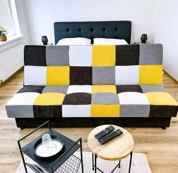 Majatalo Penzion Dmz