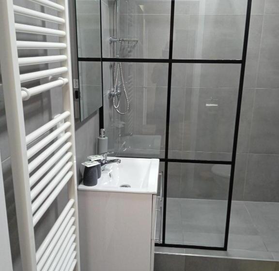 פנסיון Penzion Dmz