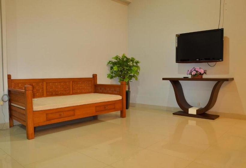 پانسیون Surya Darma Homestay