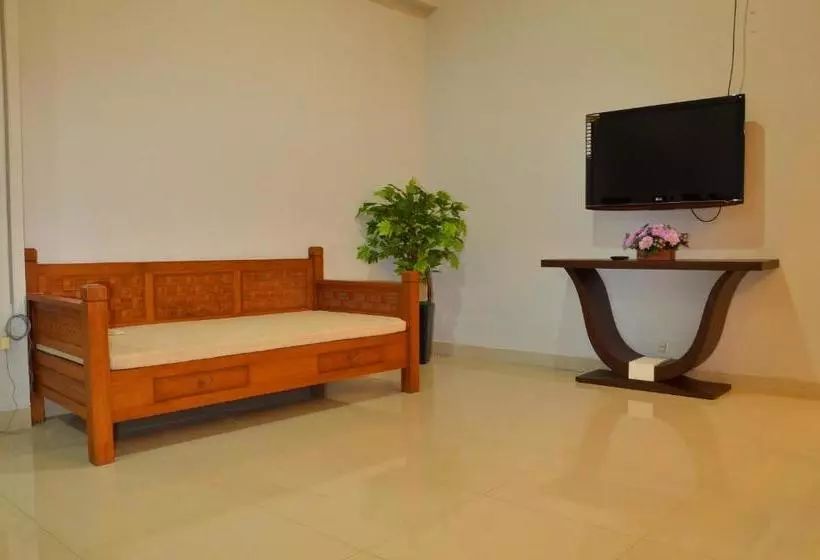 پانسیون Surya Darma Homestay