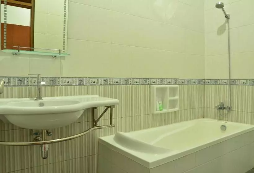 پانسیون Surya Darma Homestay