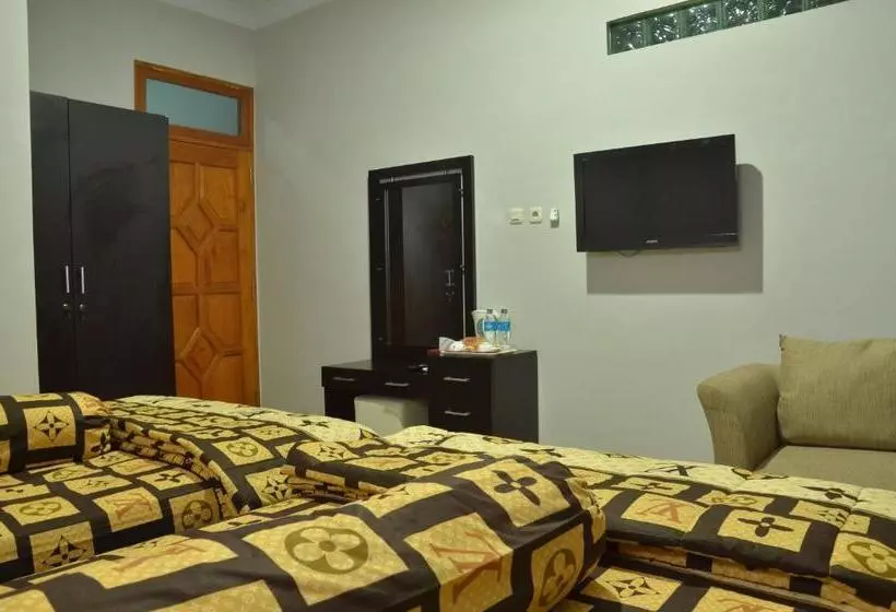 پانسیون Surya Darma Homestay