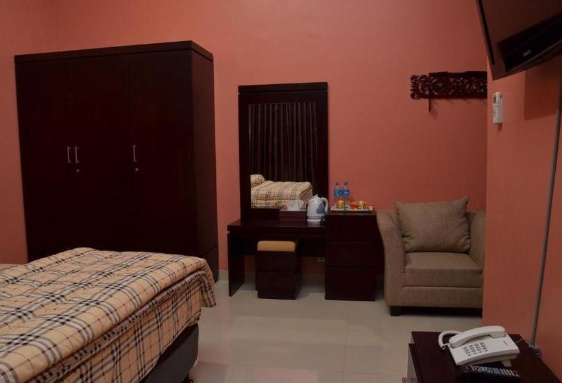 پانسیون Surya Darma Homestay