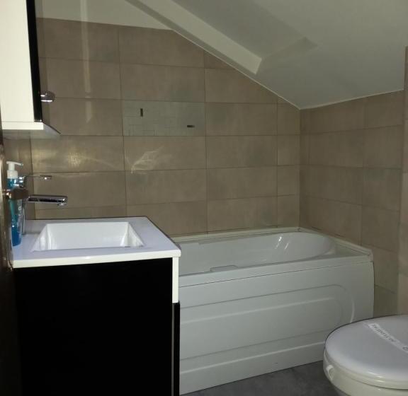 پانسیون Villa Zorba