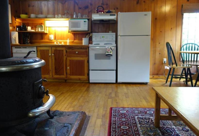 فندق صغير Harrison Street Inn