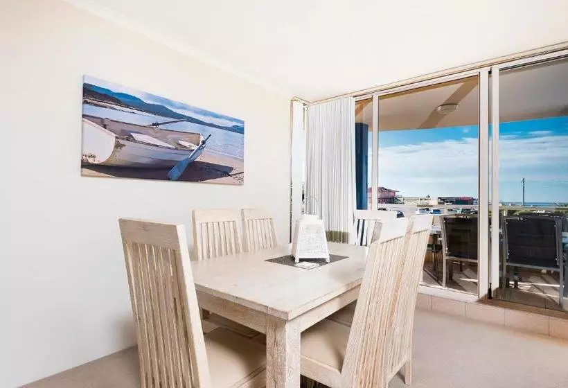 Beaches International