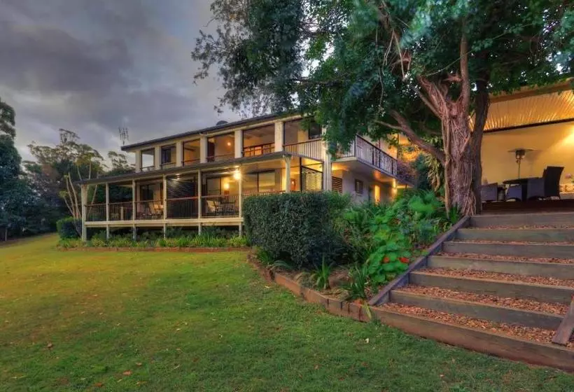 Mapleton Falls Accommodation