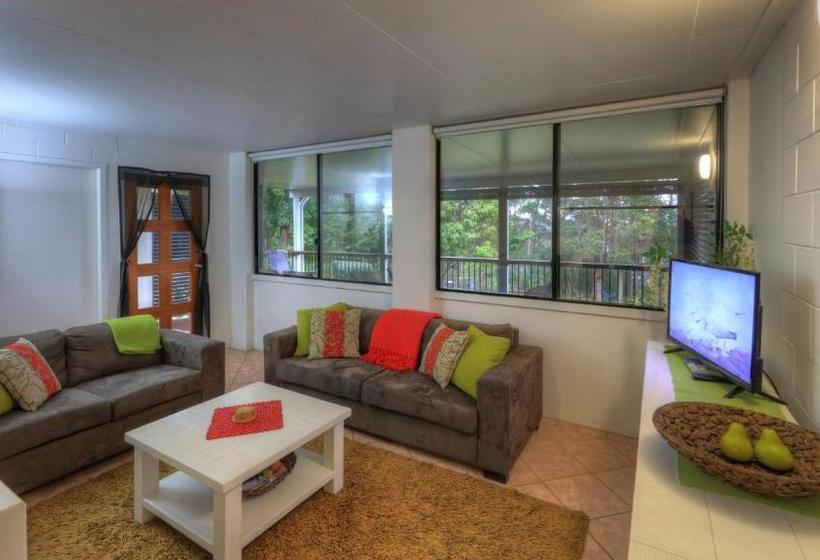 Mapleton Falls Accommodation