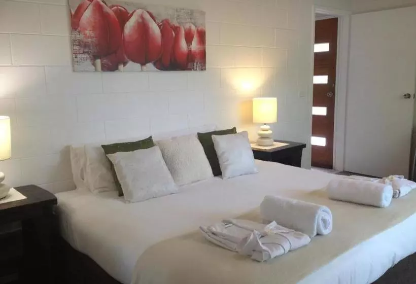 Mapleton Falls Accommodation