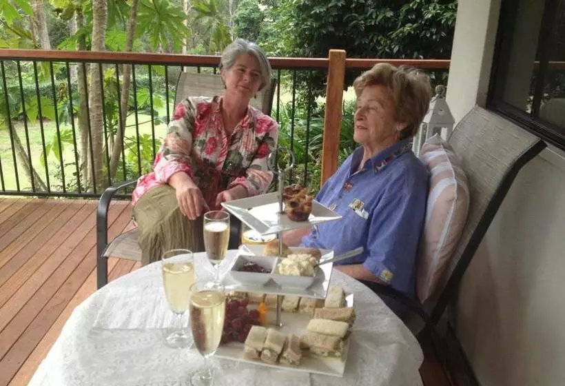 Mapleton Falls Accommodation