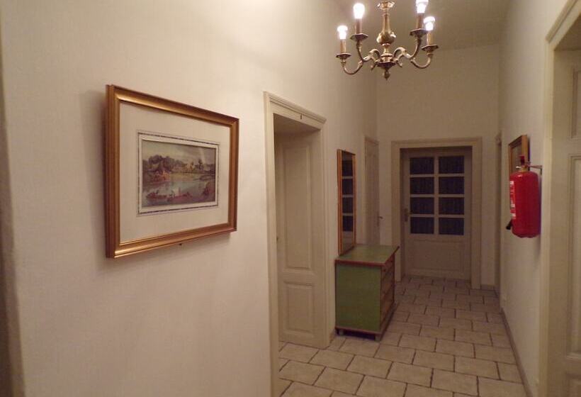 פנסיון Gästehaus Residenz Lapeiner