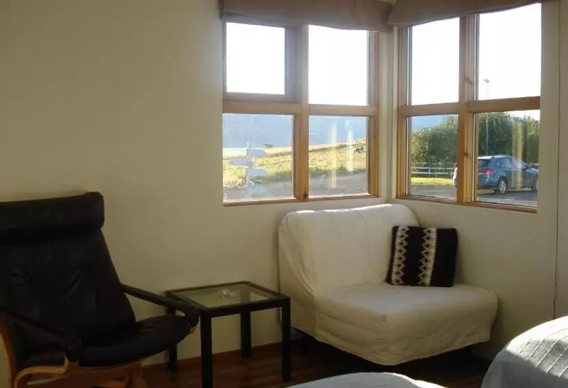پانسیون Guesthouse Pétursborg