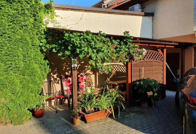 פנסיון Penzion U Zamku