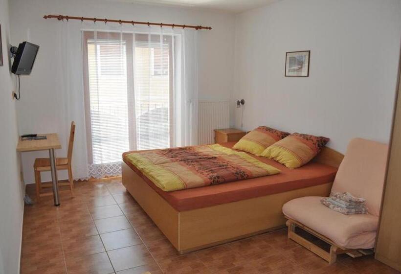 פנסיון Penzion U Zamku