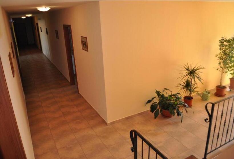 פנסיון Penzion U Zamku