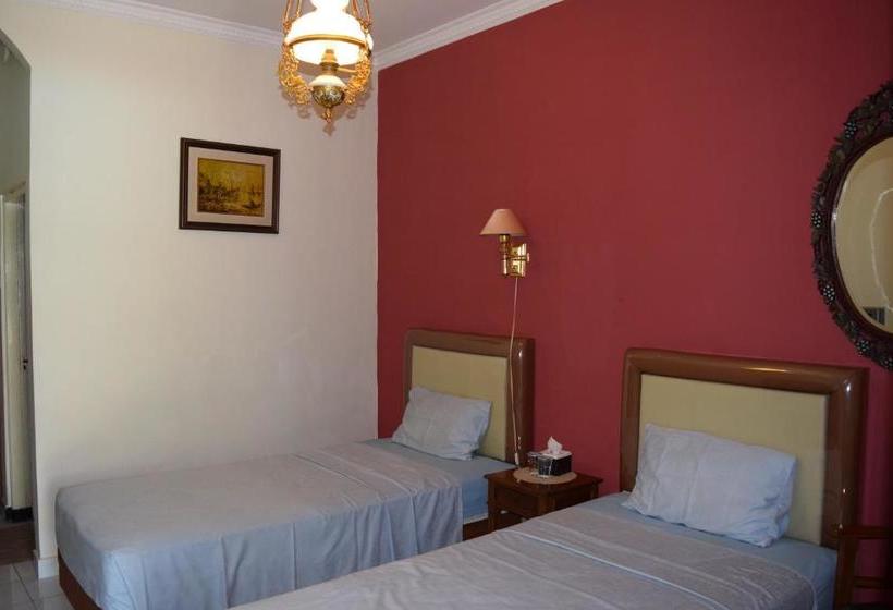 Пансион Tulips