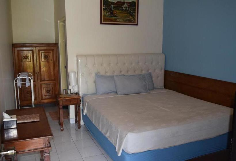 Пансион Tulips