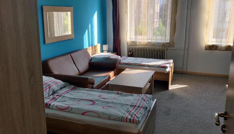 ペンション Ubytování U Kováře