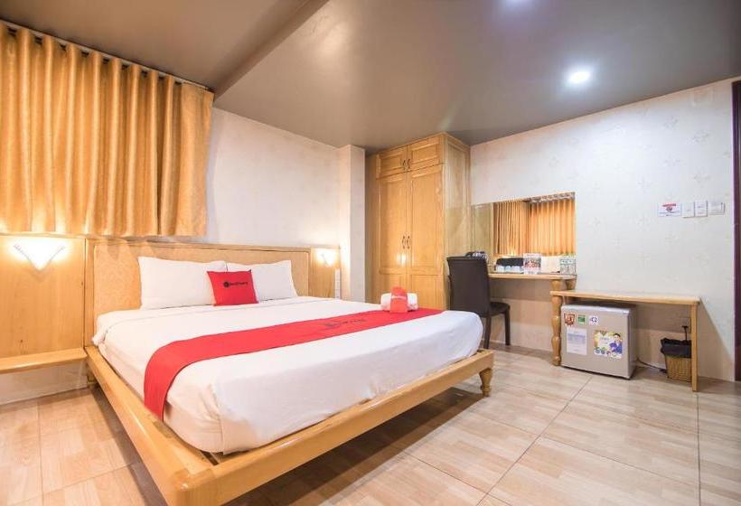 Fotos del hotel Reddoorz Plus Near Secc:  8