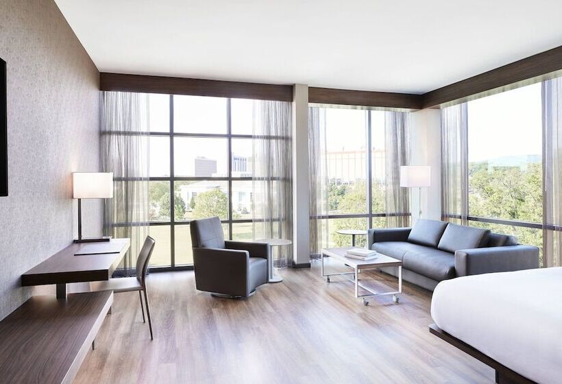 Ac By Marriott Hotel Huntsville Downtown