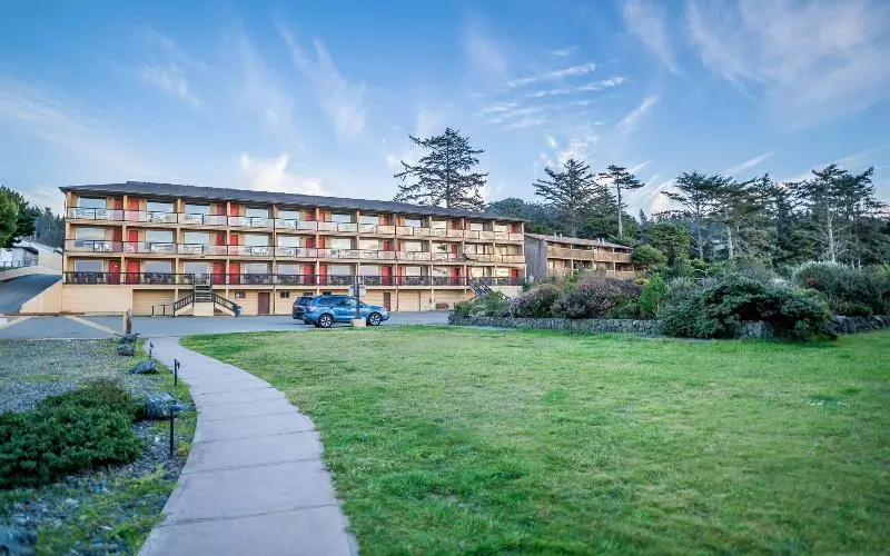 Hotelli Gold Beach Inn