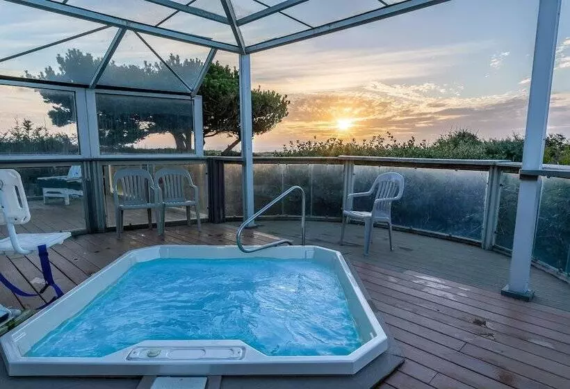 Hotelli Gold Beach Inn