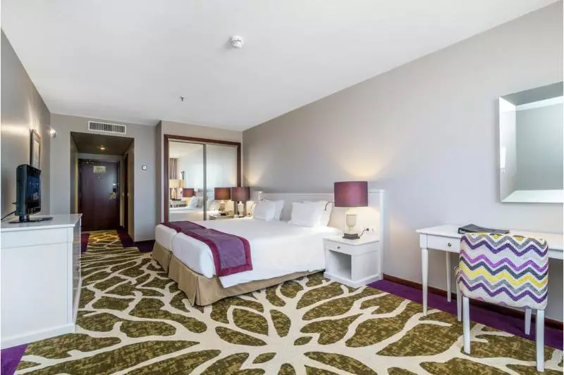 ホテル Holiday Inn Porto