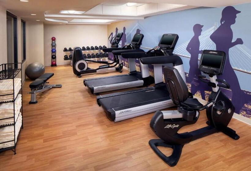 فندق Hyatt Place Mount Pleasant Towne Centre