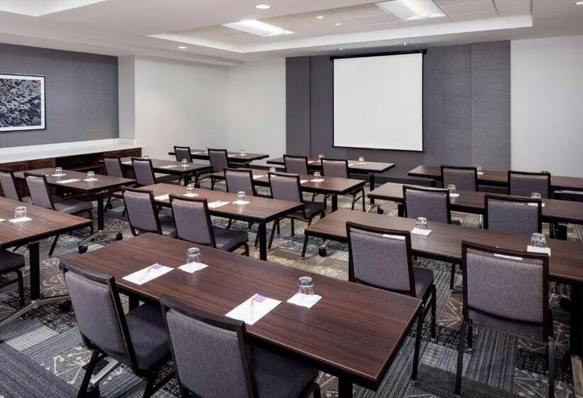 فندق Hyatt Place Mount Pleasant Towne Centre