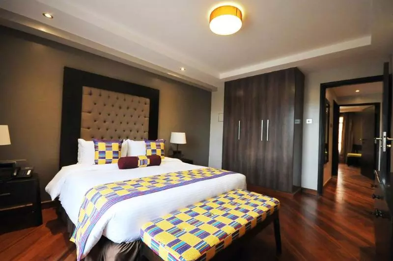 هتل Longonot Place Serviced Apartment