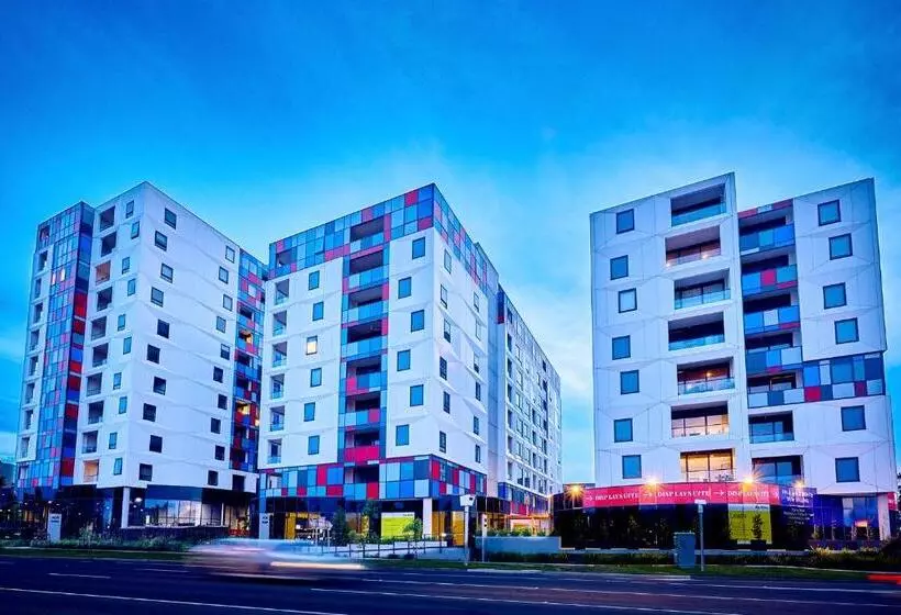 Melbourne Knox Central Apartment Hotel Official