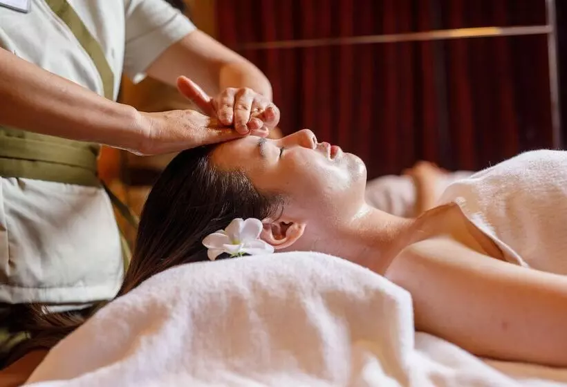 هتل Parc Borough City Resort  Sha Extra Plus