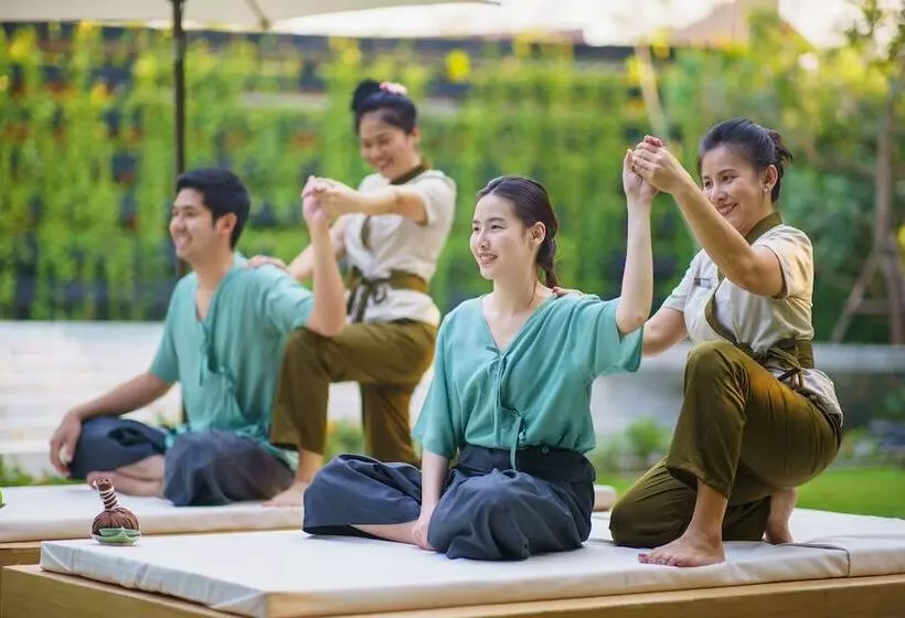 هتل Parc Borough City Resort  Sha Extra Plus