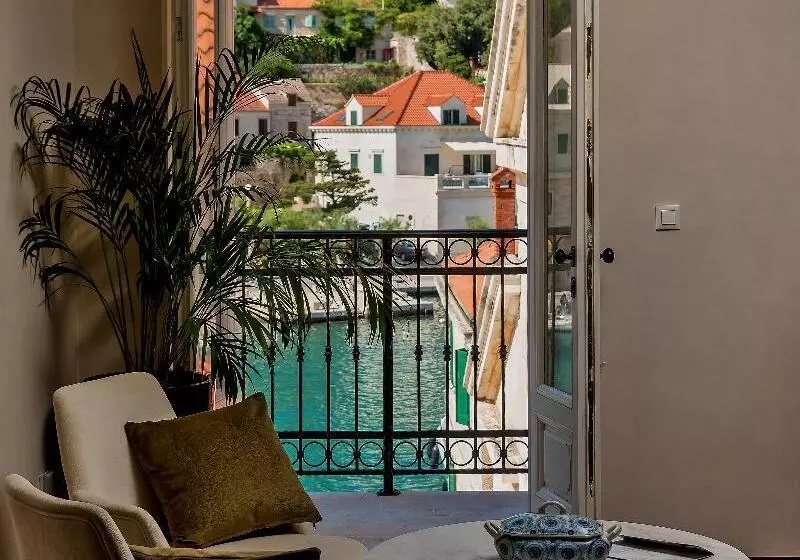 Hotelli Puteus Palace Heritage