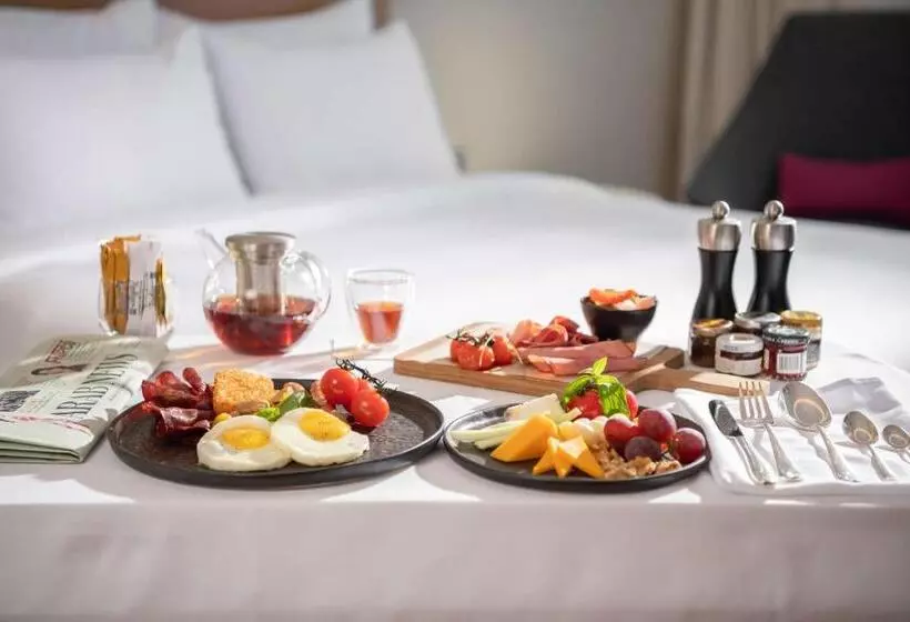 Radisson Blu Hotel & Residence, Riyadh Diplomatic Quarter