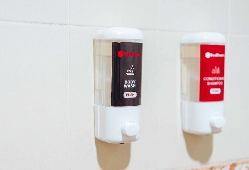 酒店 Reddoorz At La Casa Guesthouse Former Reddoorz At Tamarind Street Angeles City